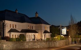 Killarney Lodge